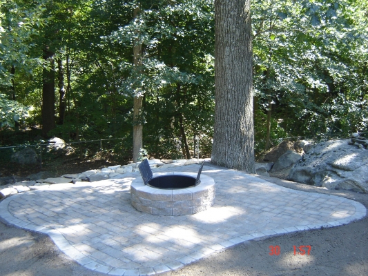 Cambridge Pavers 10x10 w/fire pit